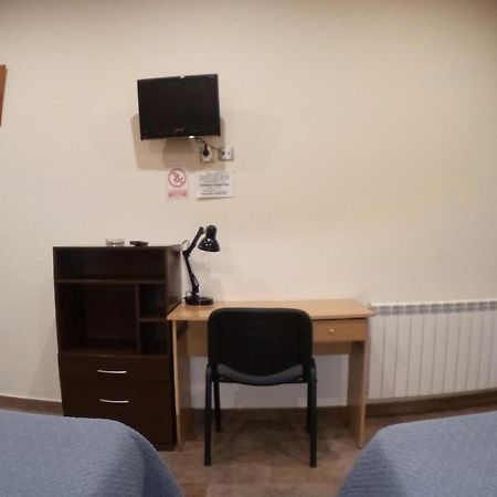 Hostal Venecia II Монсон Экстерьер фото