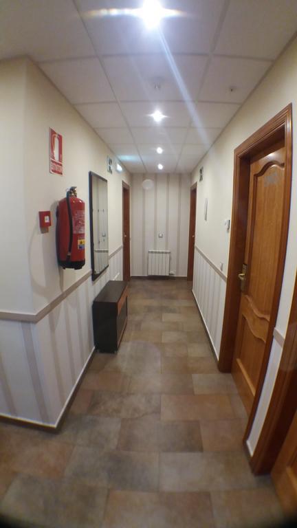 Hostal Venecia II Монсон Экстерьер фото